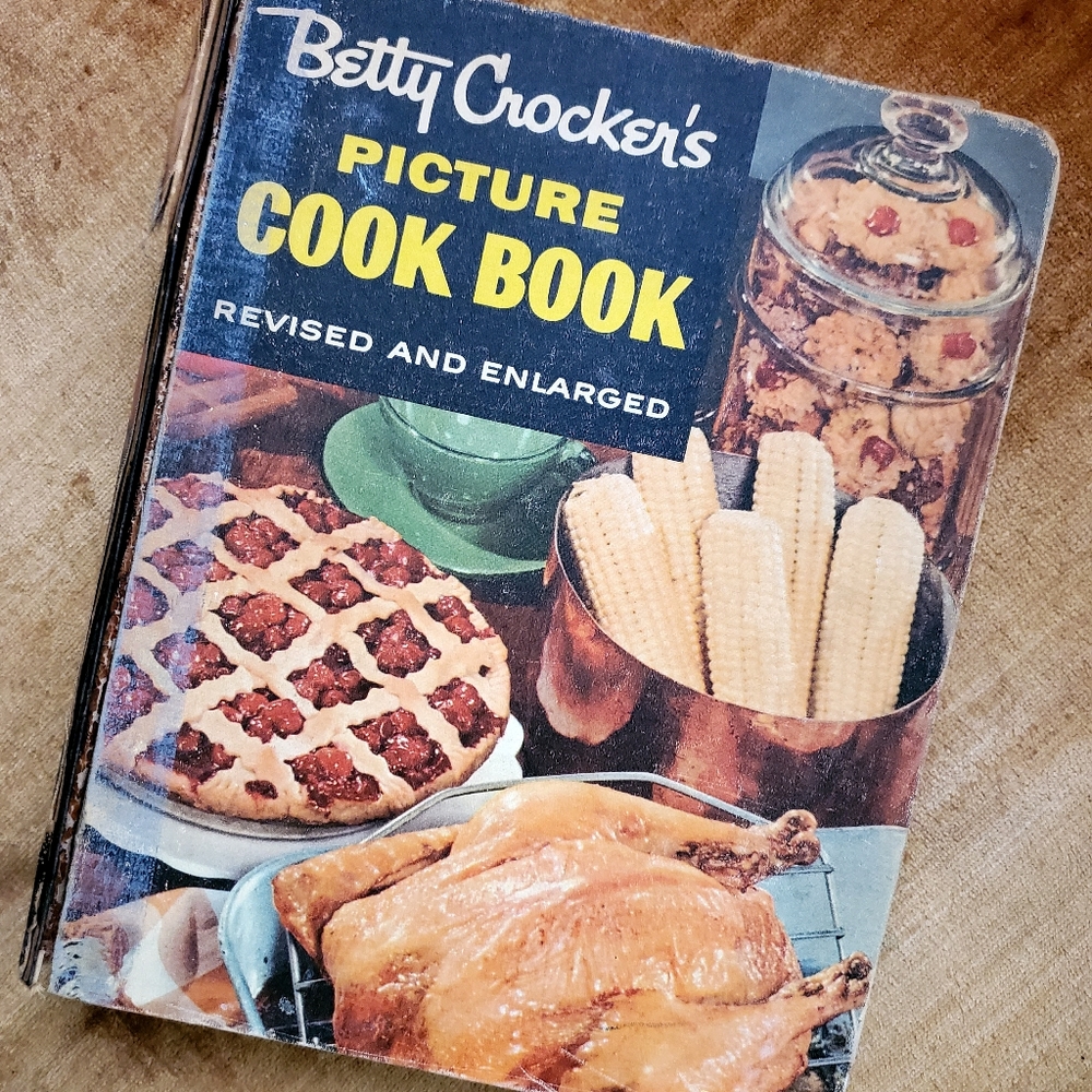 Vtg 1956 Betty Crocker's Picture Cook Book